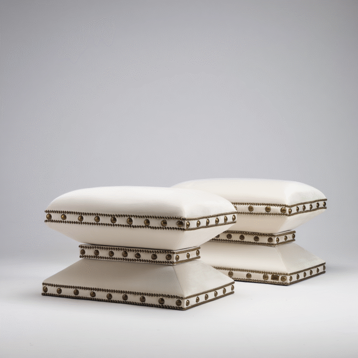 Embroidered leather luxury bench - Image 1