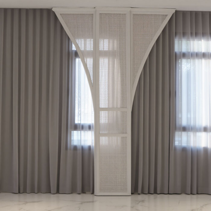 Wooden Arch Divider - Image 2